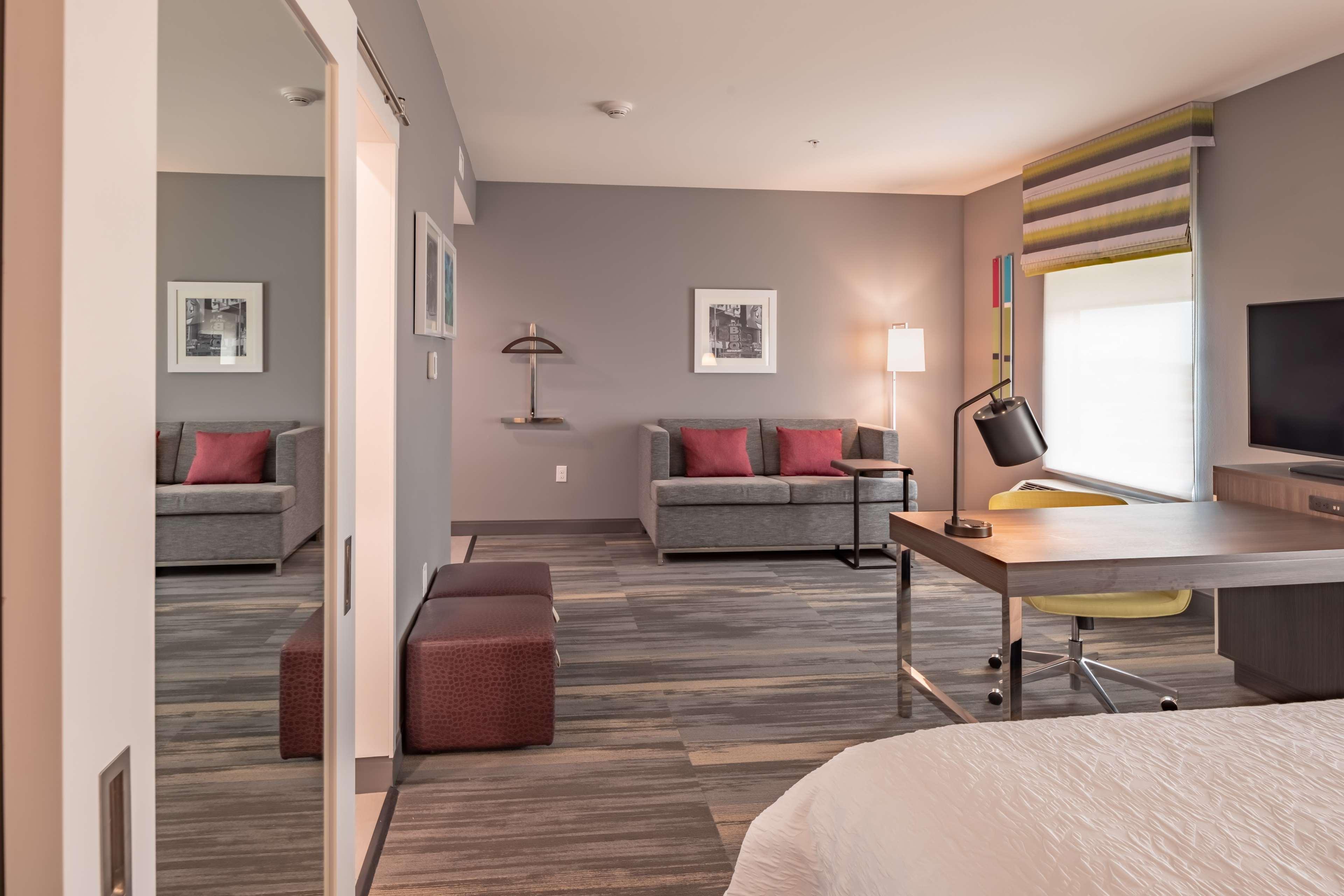 Hampton Inn & Suites Dallas/Plano Central Exterior foto